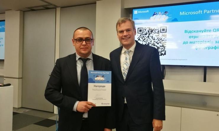 IT-Enterprise was awarded by Microsoft Ukraine for the best project with IP Co-Sell solution made for UKRNAFTA IT-Enterprise was awarded by Microsoft Ukraine for the best project with IP Co-Sell solution made for UKRNAFTA